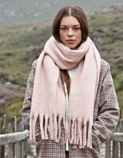 Fluffy Scarf